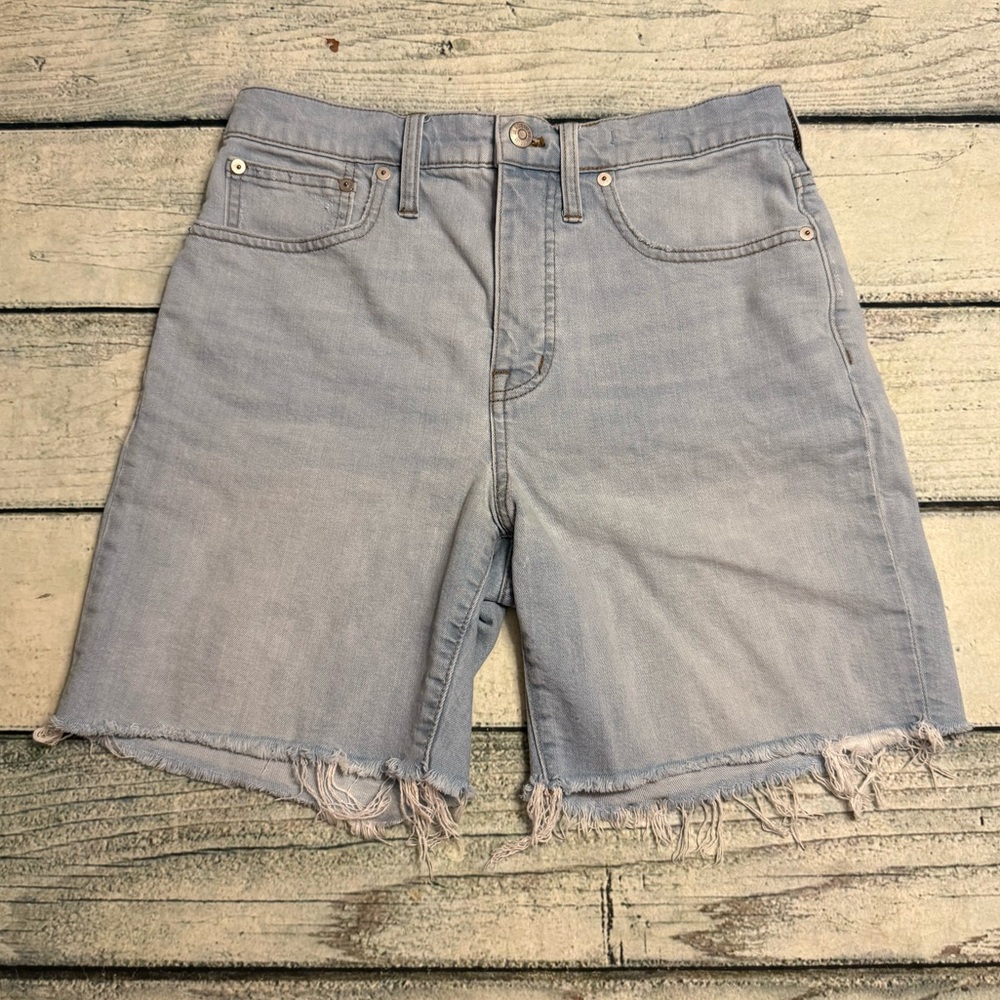 Madewell light wash high rise denim mid length shorts. 27